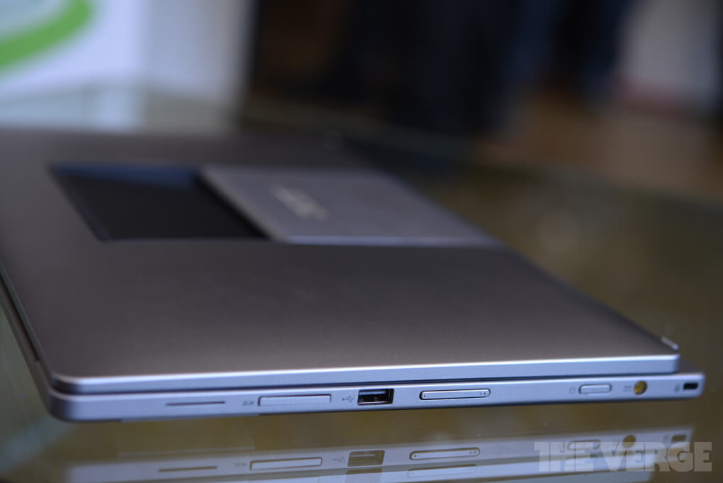 acer-aspire-a7-hands-3on3_1020_verge_super_wide