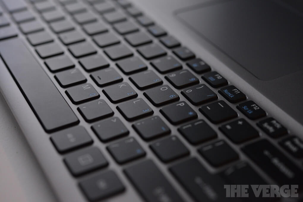 acer-aspire-r7-hands-on8_1020_verge_super_wide