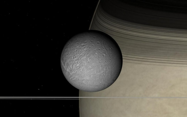Еще на одном спутнике Сатурна нашли возможные следы воды. Фото.
