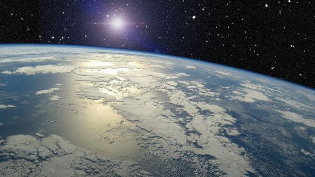 Платежная система PayPal Galactic: оплата покупок в космосе. Фото.