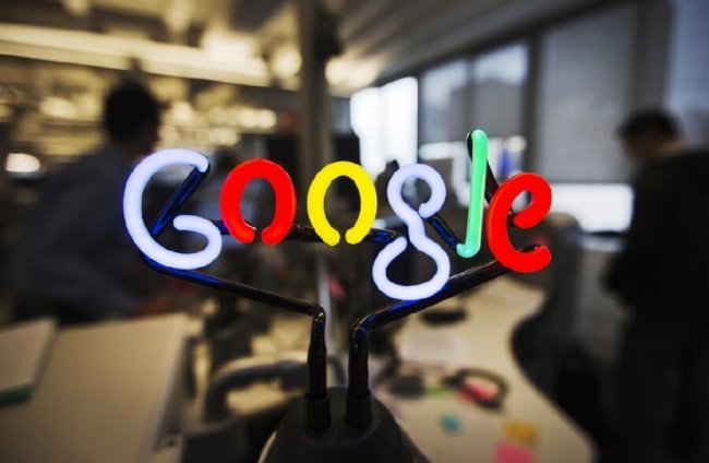 Google представила планы запуска двух новых Android-смартфонов. Фото.