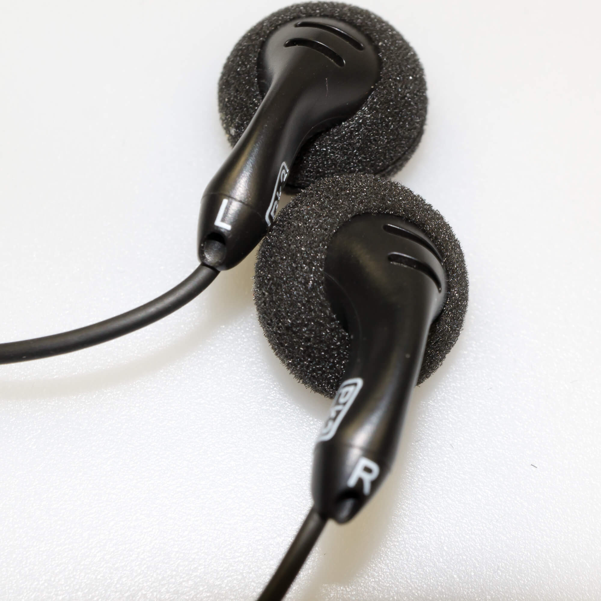 С амбушюрами