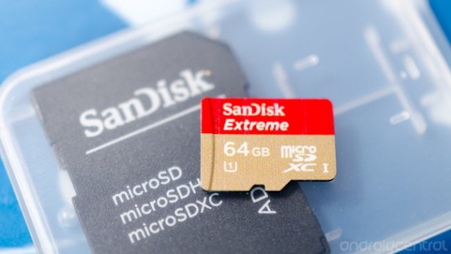 SanDisk начала продажи самых быстрых в мире карт памяти для смартфонов. Фото.