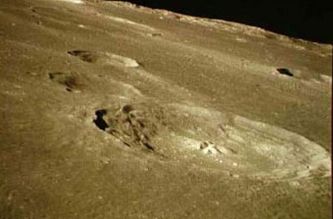 Bullialdus Crater