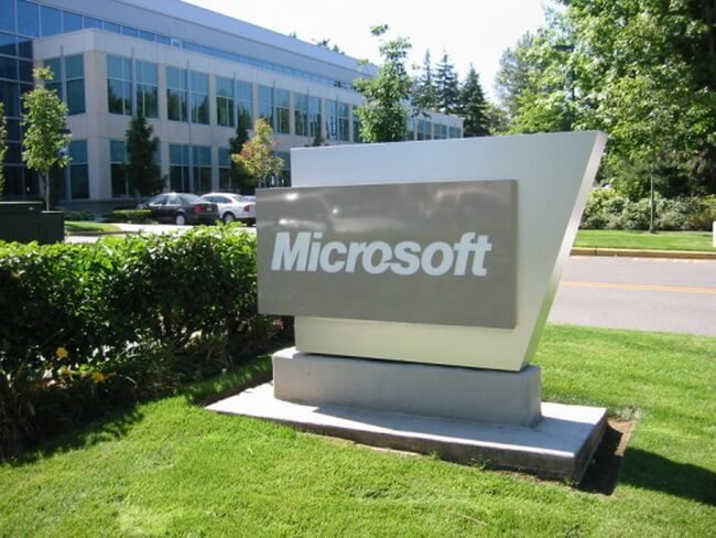 Аналитики: Следующим руководителем Microsoft должен стать софтверный гений. Фото.