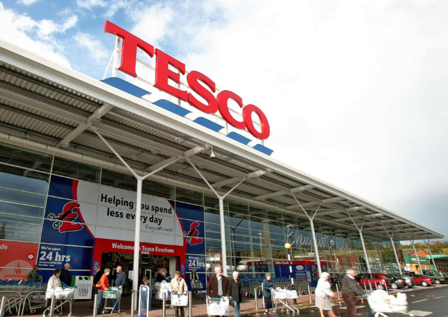 Британский супермаркет № 1 выпустит конкурента iPad и Amazon Kindle Fire. Фото.