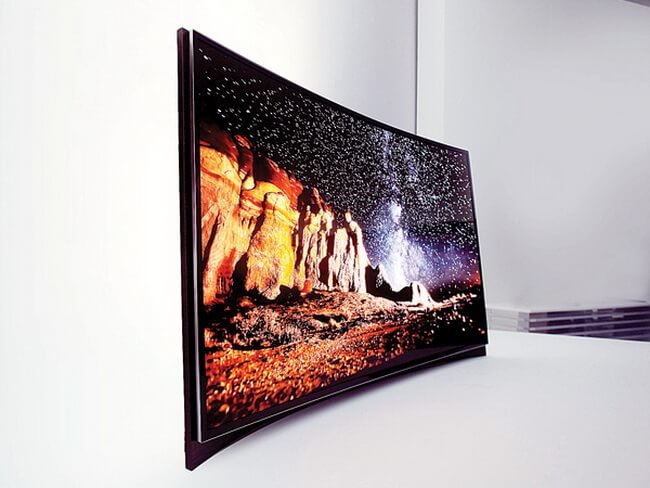 Samsung снижает стоимость своих изогнутых OLED-телевизоров. Фото.