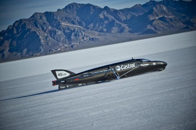 Castrol Rocket готовится к побитию рекорда скорости для мотоциклов. Фото.
