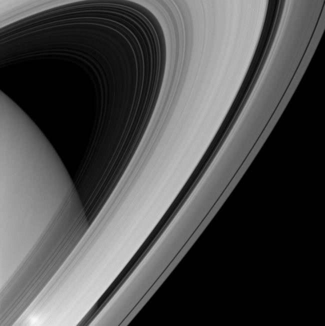 #фото дня | Новый потрясающий снимок Сатурна и его колец. Фото.