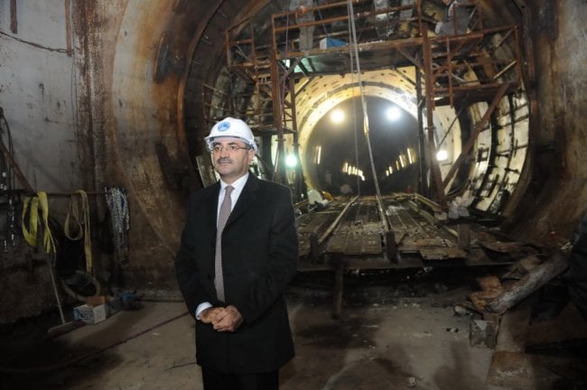 В Турции открыт самый глубокий в мире погружной тоннель. Фото.