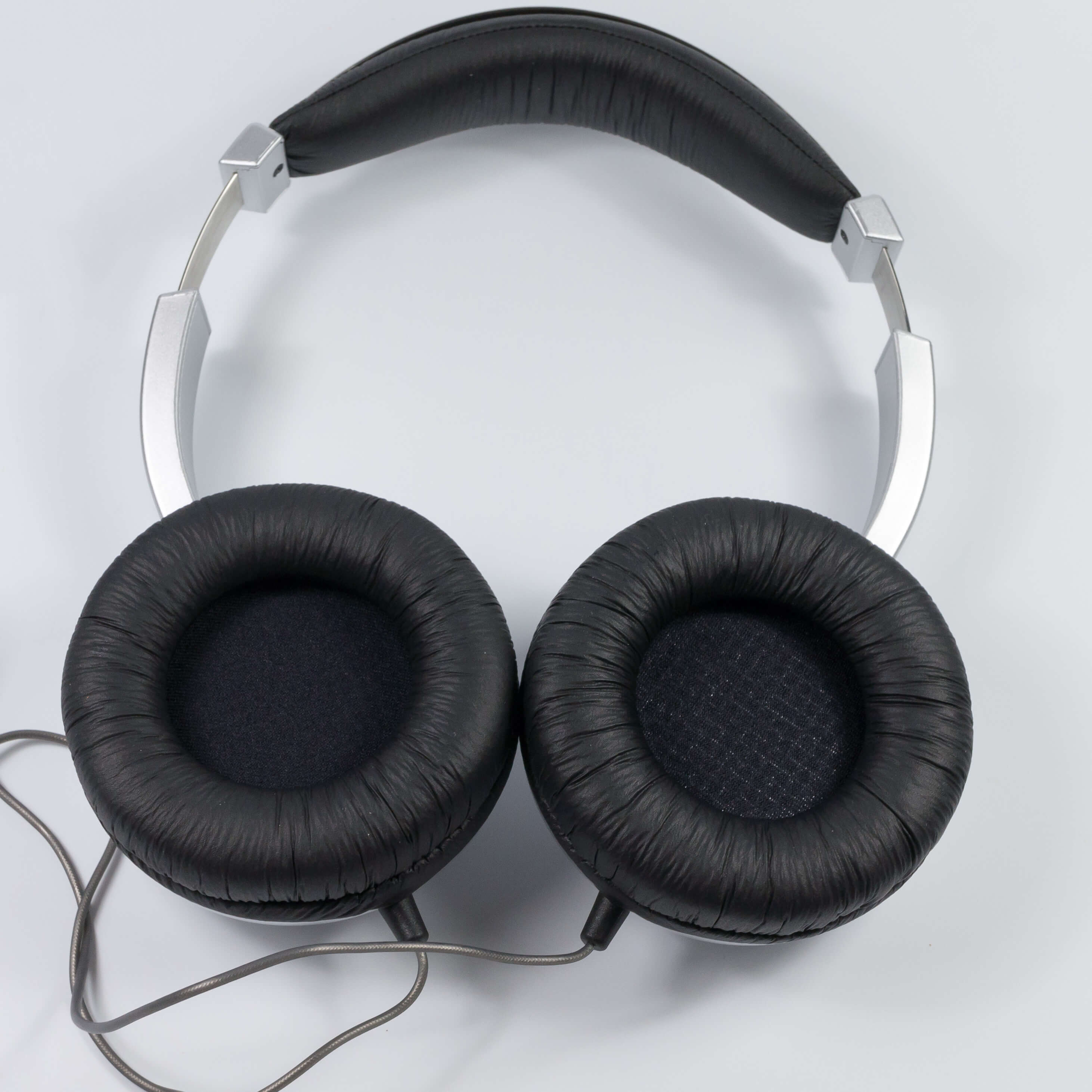 Внутри чашек