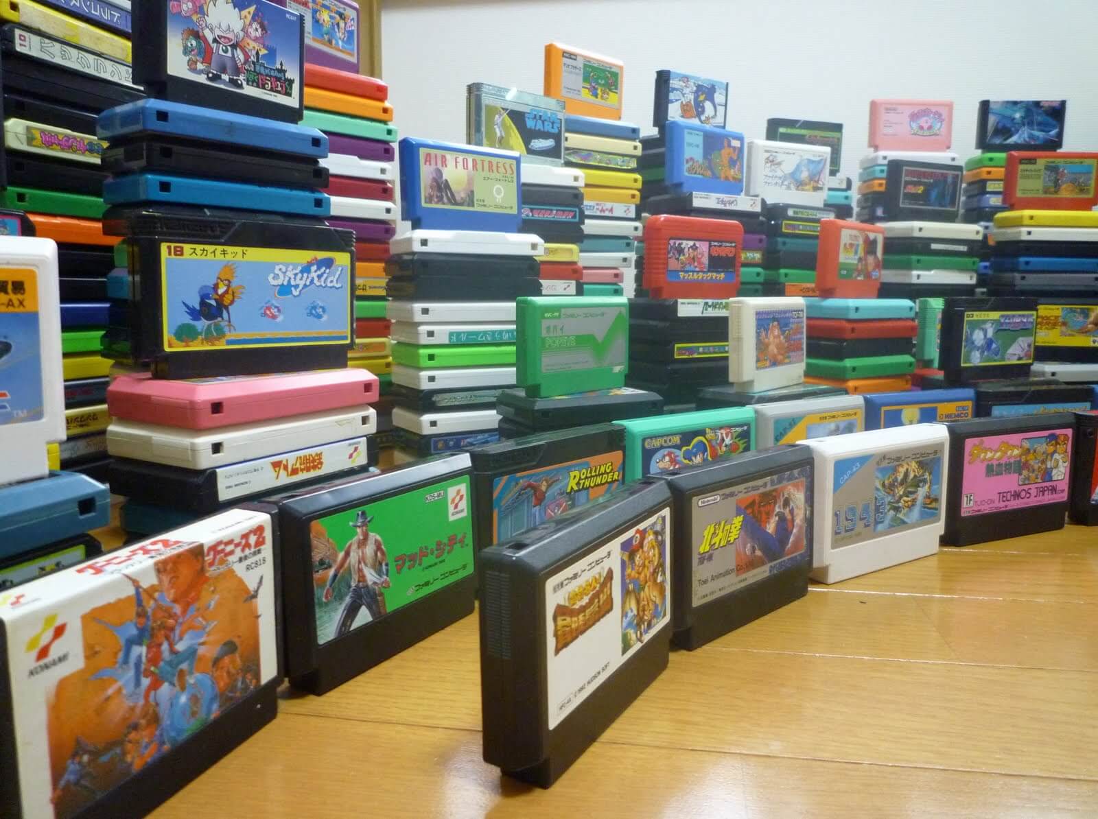 Картриджи Famicom Картриджи Famicom
