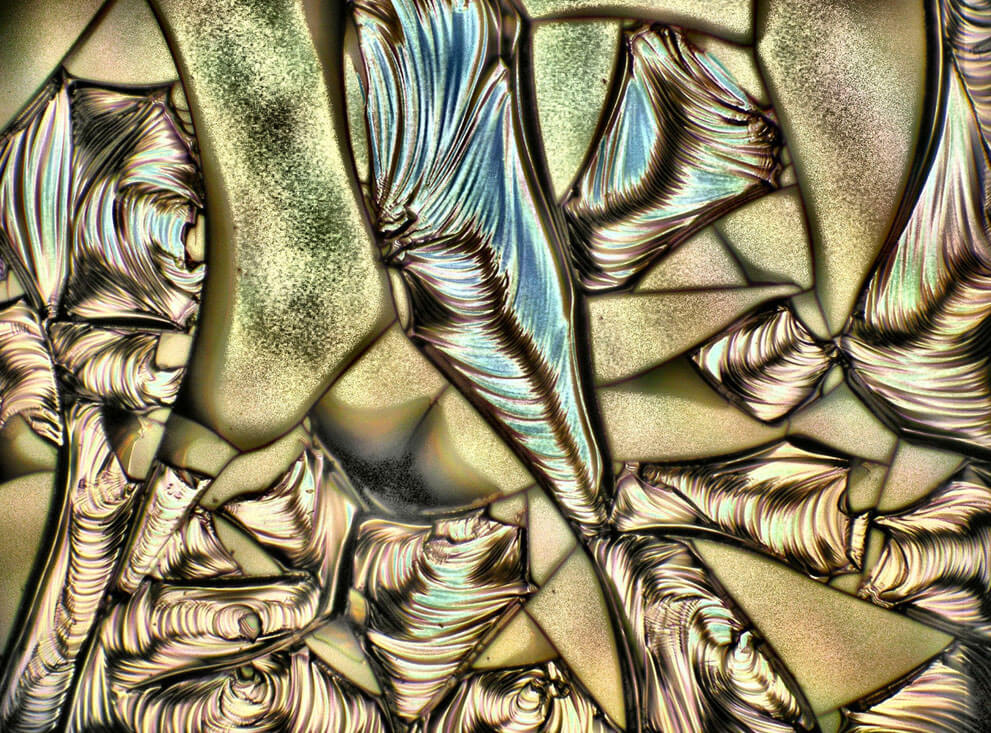 Кремниевые нанокристаллы в диоксиде кремния, 20x увеличение.