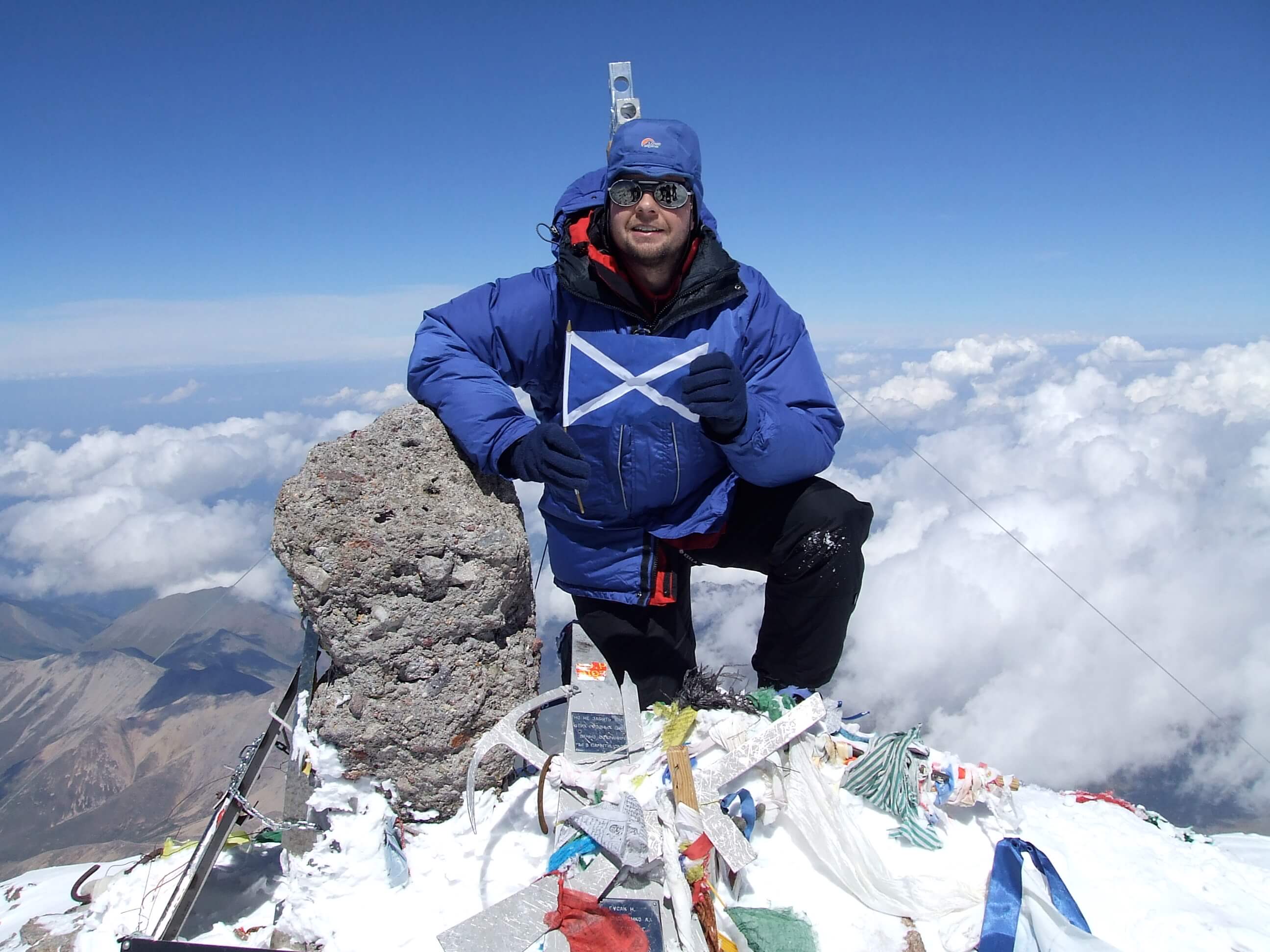 На вершине Эльбруса