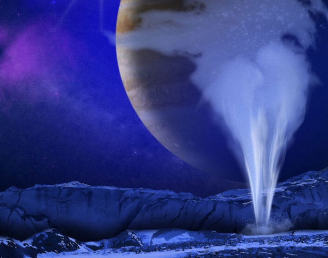 Космический телескоп «Хаббл» обнаружил активные водяные гейзеры на Европе. Фото.