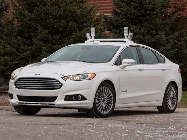 Ford представила беспилотный исследовательский автомобиль Fusion Hybrid. Фото.