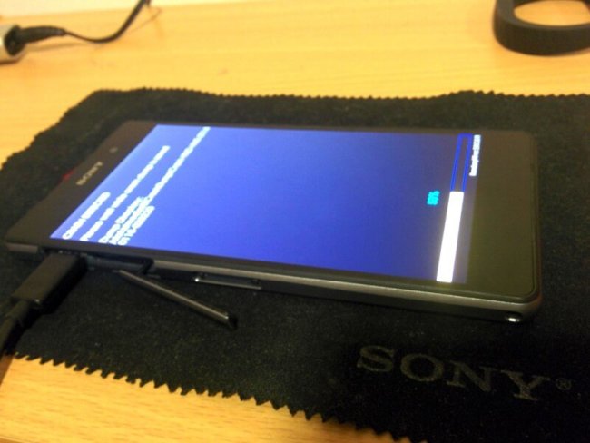 Sony готовит преемника для Xperia ZL. Фото.