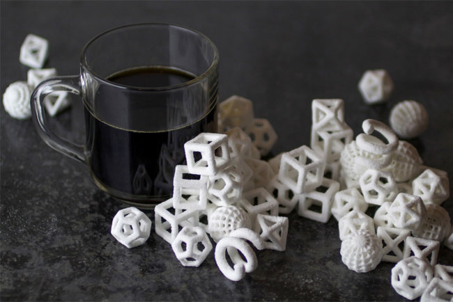 Теперь сладости к чаю можно печатать на 3D-принтере. Фото.