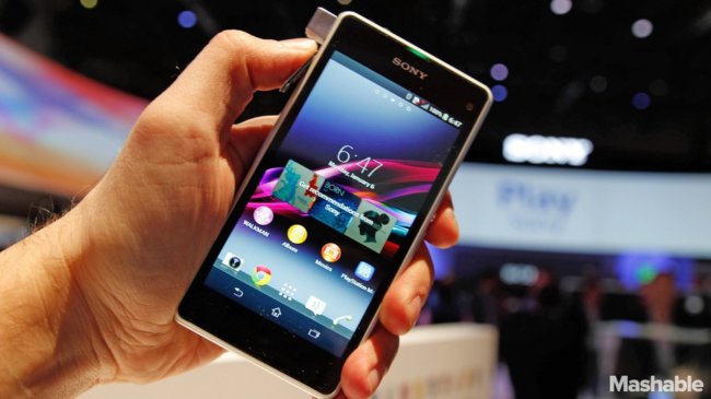 #CES | Sony представила смартфон Xperia Z1 compact. Фото.