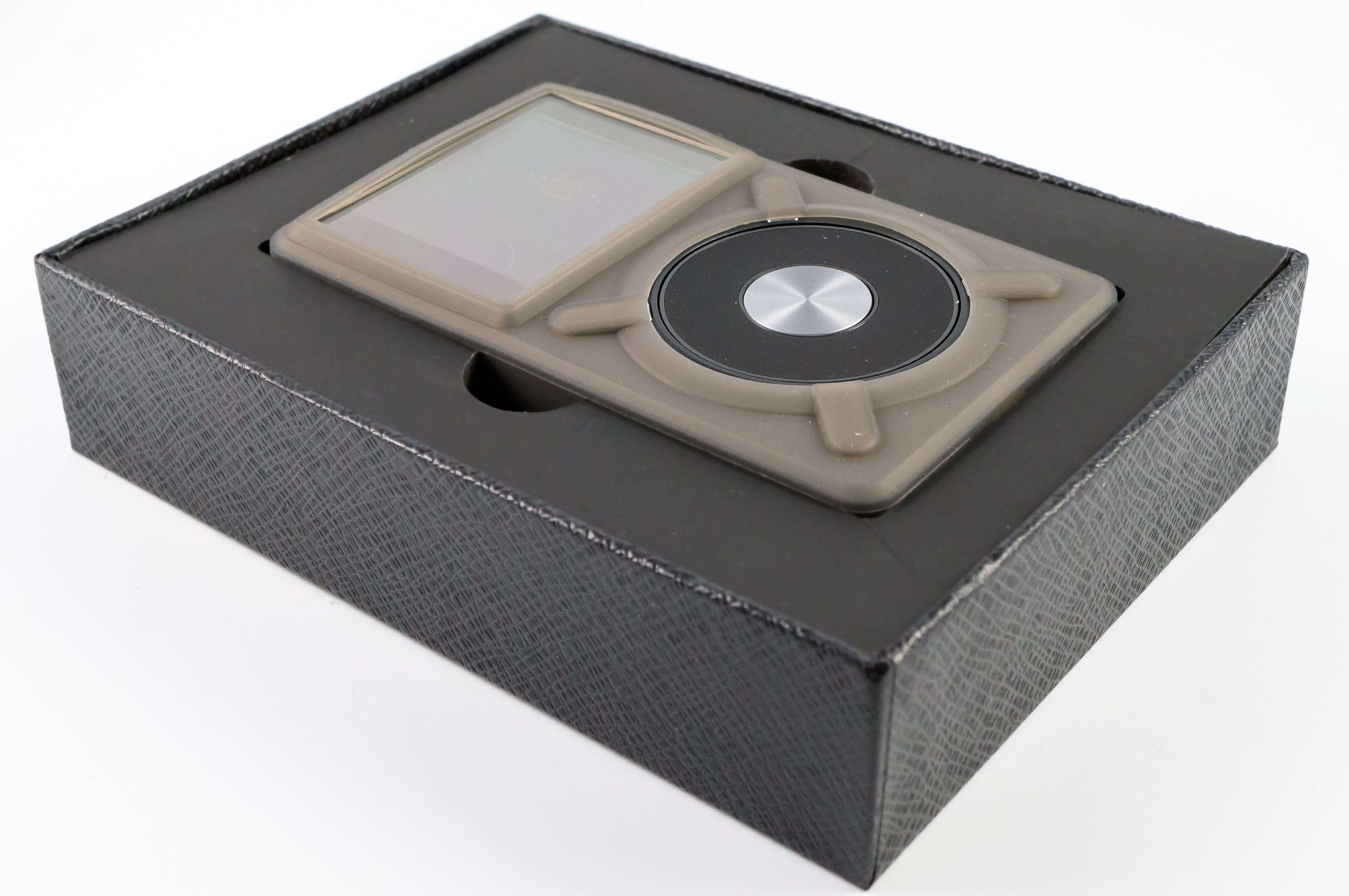 Под крышкой