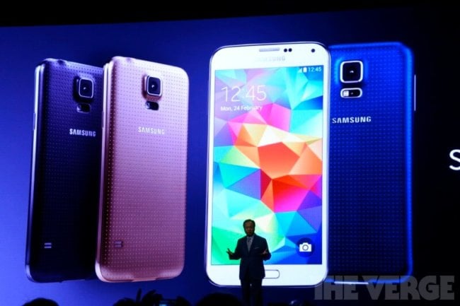 #MWC | Итоги презентации Samsung Galaxy S5 и Gear Fit. Фото.