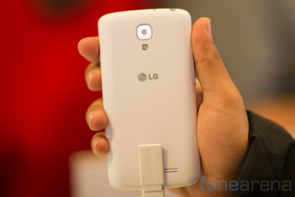 LG-F70-MWC-2014
