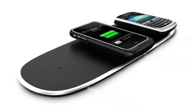 К 2015 году планируется создать единый стандарт бепроводных зарядных устройств. Фото.