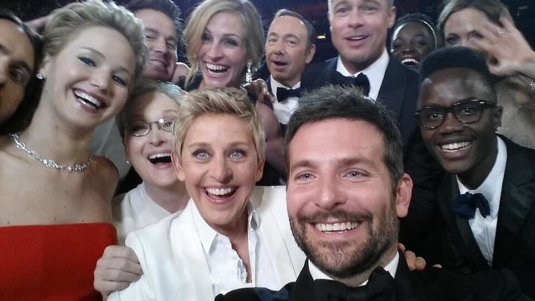 Селфи селебрити на церемонии вручения «Оскара»