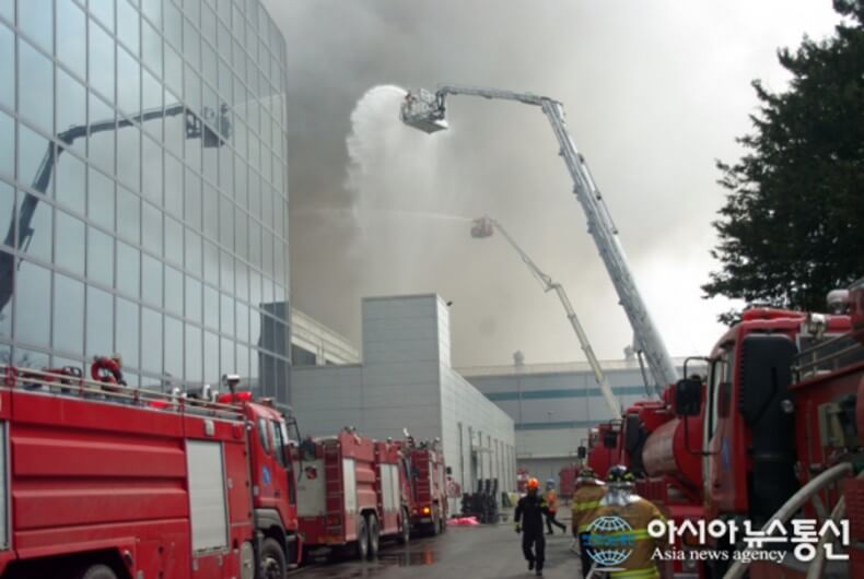 Пожар на заводе Samsung