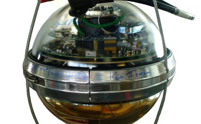 Антарктический детектор уловил третье высокоэнергетическое нейтрино. Фото.