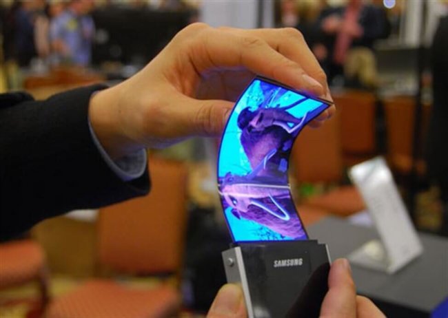 Графен сделает смартфоны Samsung тонкими, легкими и гибкими. Фото.