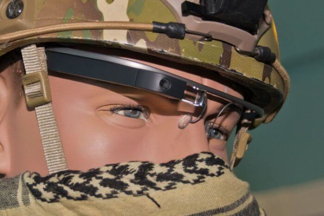 ВВС США заинтересовались очками Google Glass. Фото.