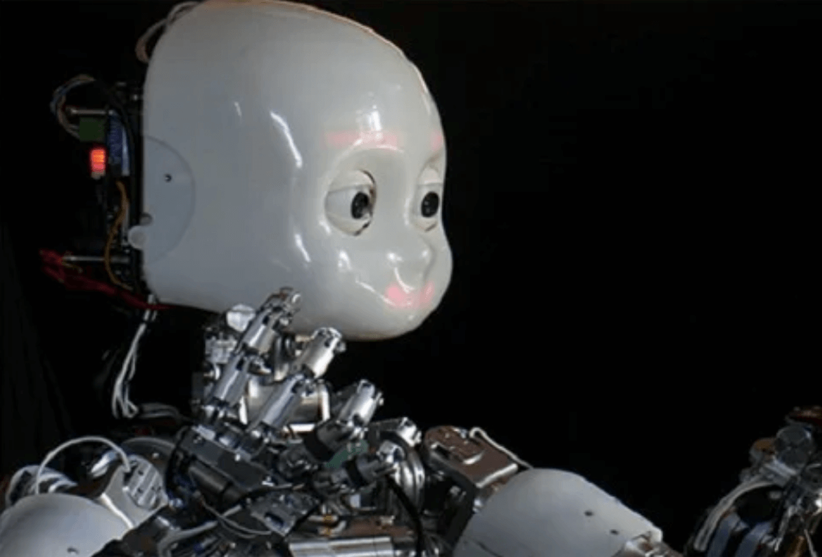 Есть роботы, которых знают все. Фото.