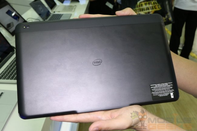 Broadwell-Llama-Mountain