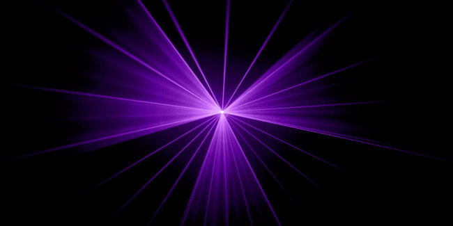Ученые нашли способ, как снизить энергопотребление лазера в 250 раз. Фото.