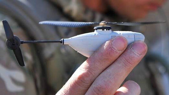 Американские военные разрабатывают карманных дронов для видеослежки. Фото.