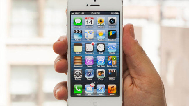 Обнаружена уязвимость iPhone, связанная со звонками на платные номера. Фото.