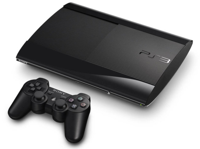 Sony продолжает снижать цену на свою консоль PlayStation 3. Фото.