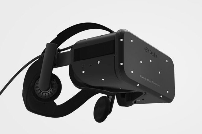 Публике была представлена третья версия гарнитуры виртуальной реальности Oculus Rift. Фото.