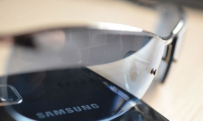Очки Samsung Gear Blink будут представлены в марте 2015 года. Фото.