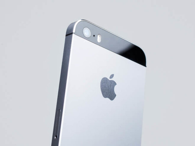 У Apple будут проблемы, если она не сделает большой iPhone. Фото.