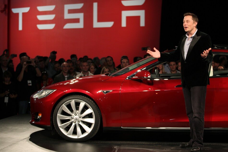 Элон Маск: 17 октября состоится анонс от Tesla. Фото.