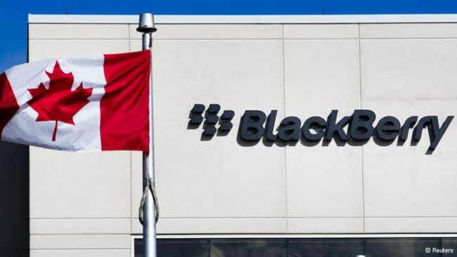Lenovo скоро сделает предложение о покупке BlackBerry. Фото.
