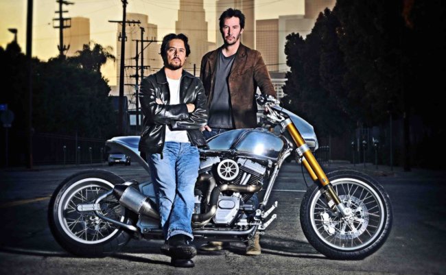 Актёр Киану Ривз занялся производством мотоциклов. Фото.