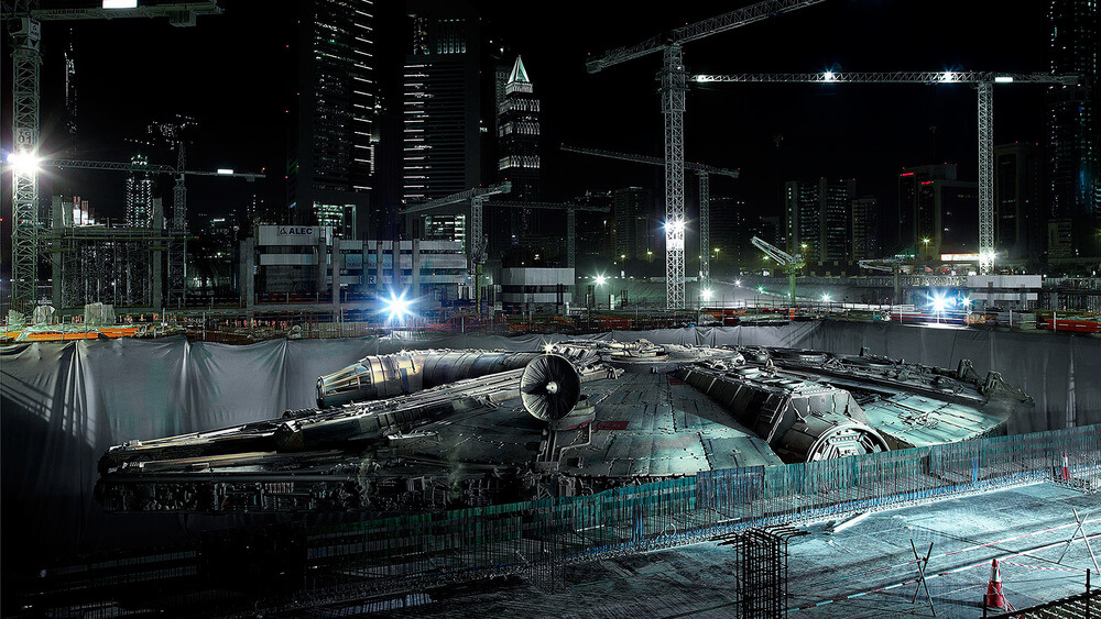 Millenium Falcon на строительной площадке