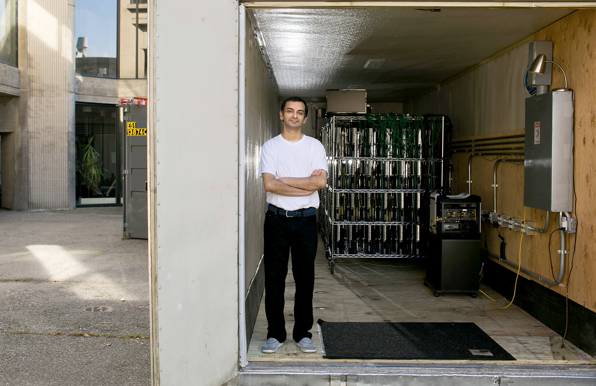 Игровые приставки помогают учёному изучать чёрные дыры