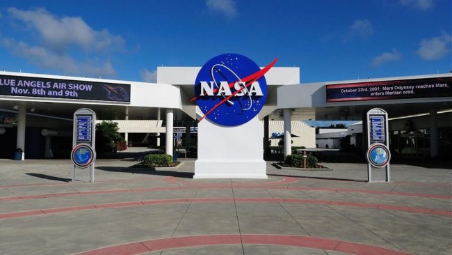 Очки HoloLens от Microsoft помогут NASA в изучении Марса. Фото.