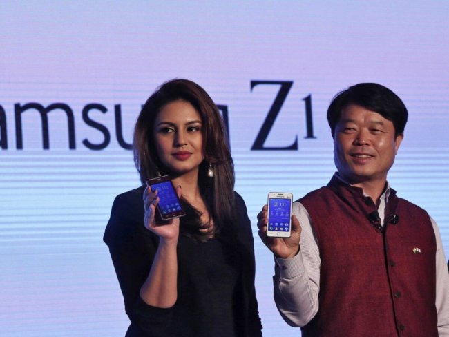 Samsung представила долгожданный Tizen-смартфон Z1 стоимостью 90 долларов. Фото.