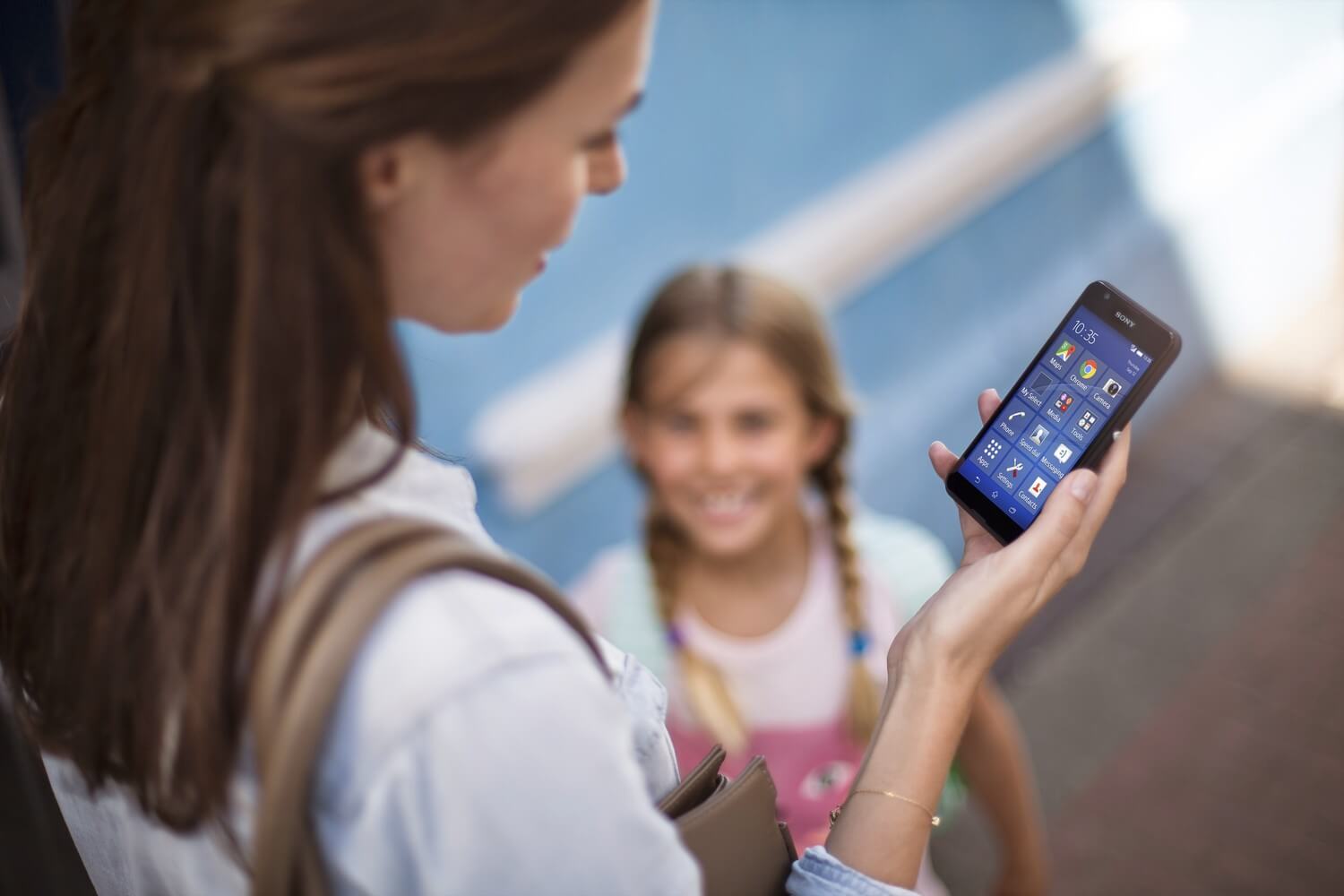 Sony анонсировала новый смартфон Xperia E4g