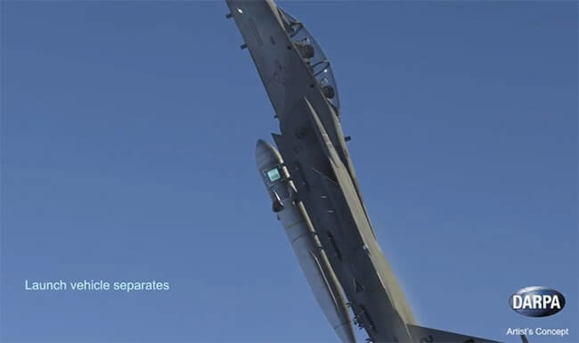 #видео | DARPA планирует запускать в космос ракеты с помощью самолётов. Фото.